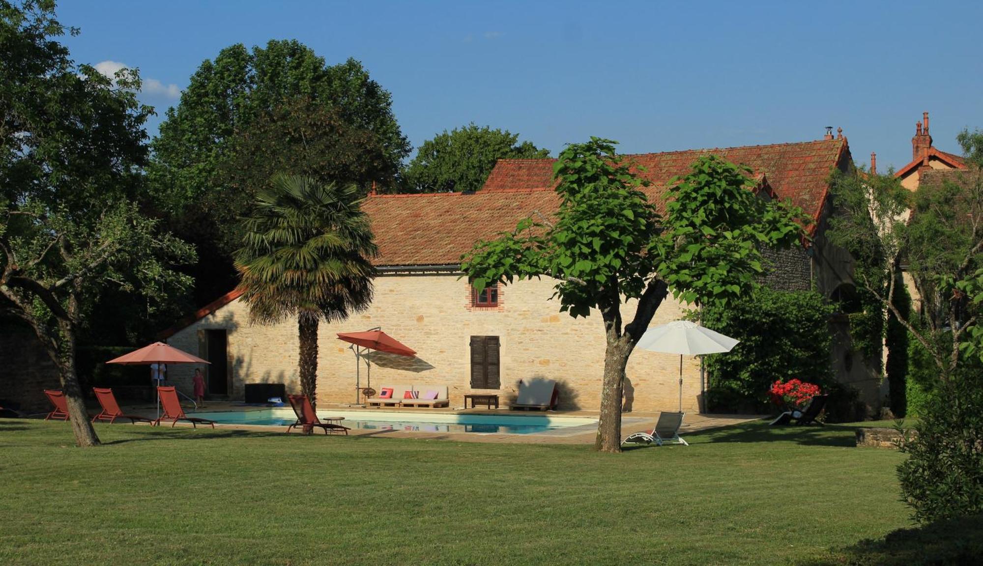 Hotel Les Charmes à Jugy Extérieur photo