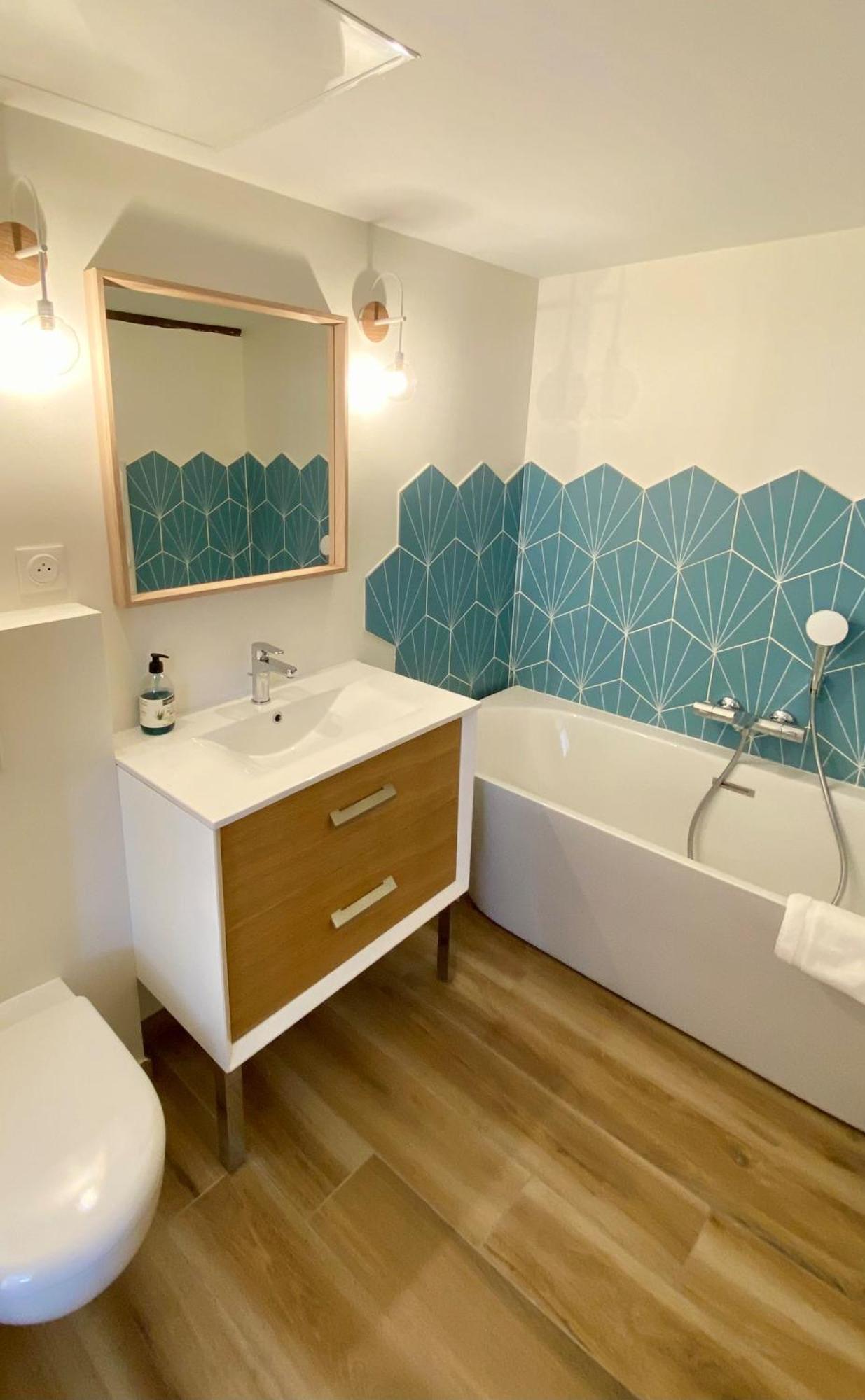 Hotel Les Charmes à Jugy Extérieur photo