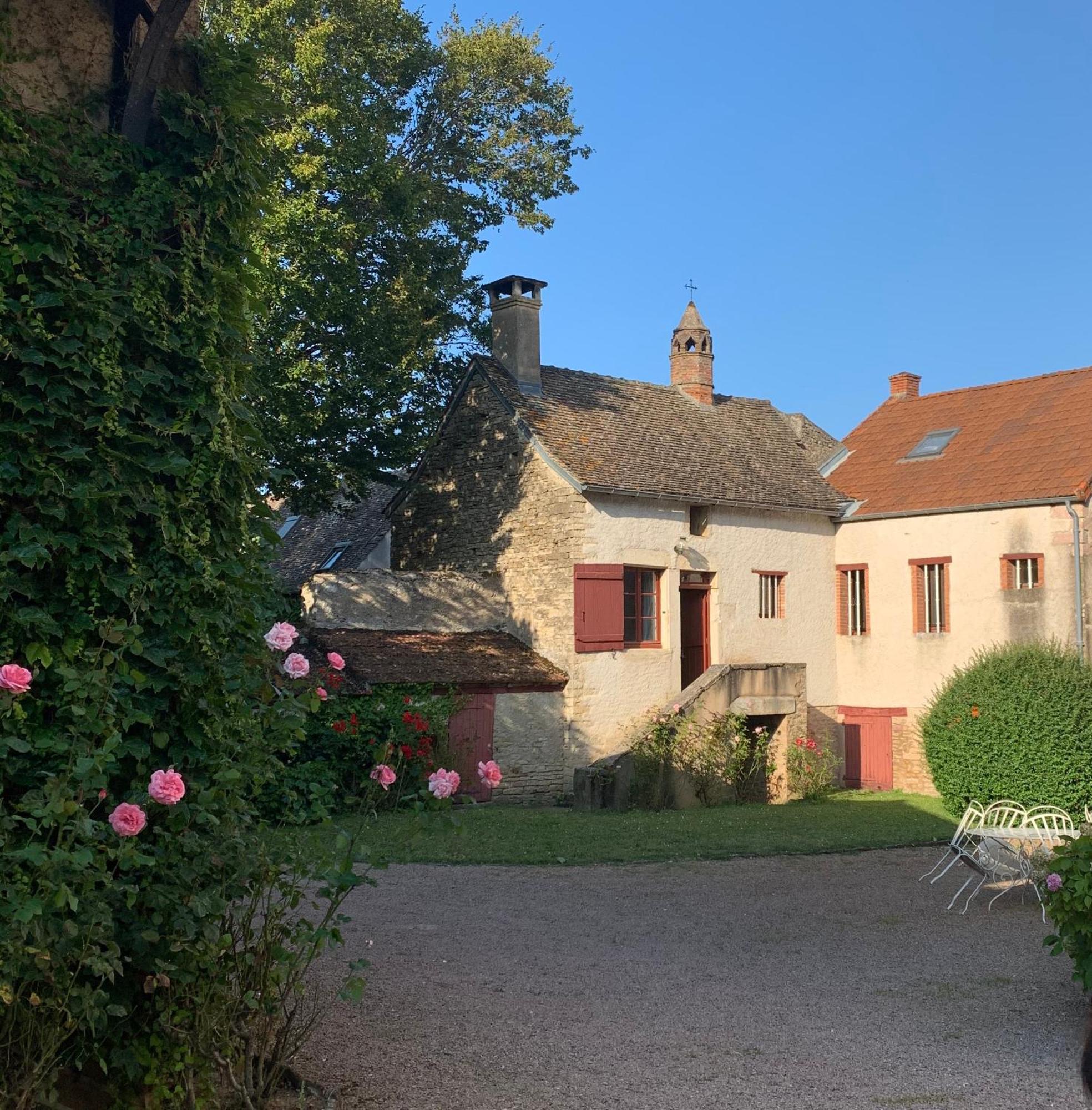 Hotel Les Charmes à Jugy Extérieur photo